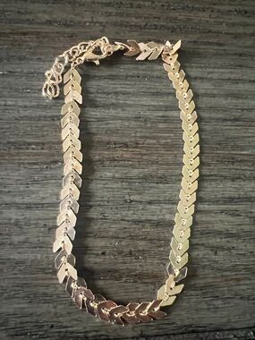 Gold Chevron Link anklet